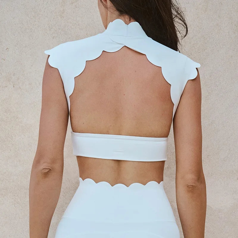 Breathe Bold Set – Backless Yoga Bra + High Waist Leggings