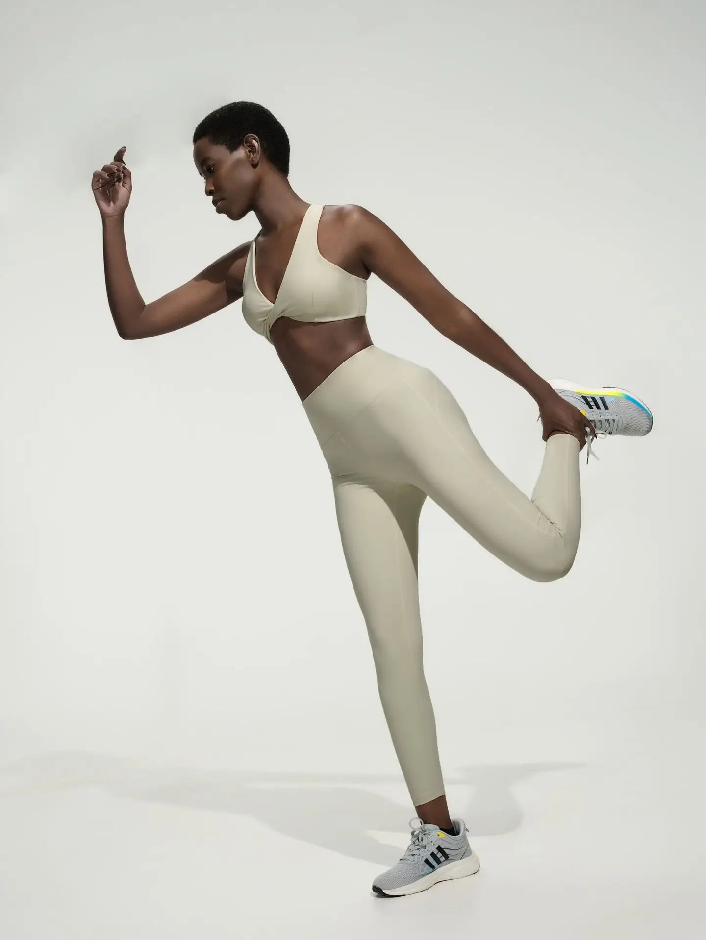Sculpt Seamless Yoga Set – High Waist Legging & Push-Up Bra
