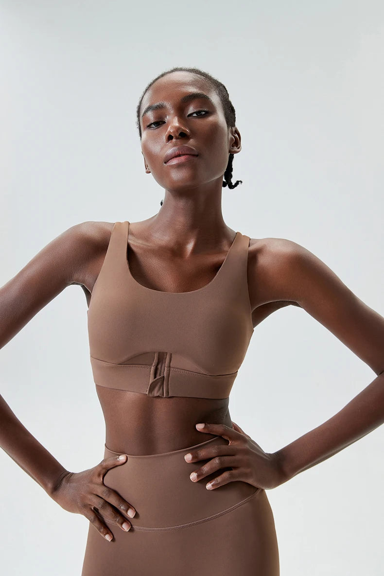 High-Impact Half-Zip Sports Bra – Sculpting Comfort & Support