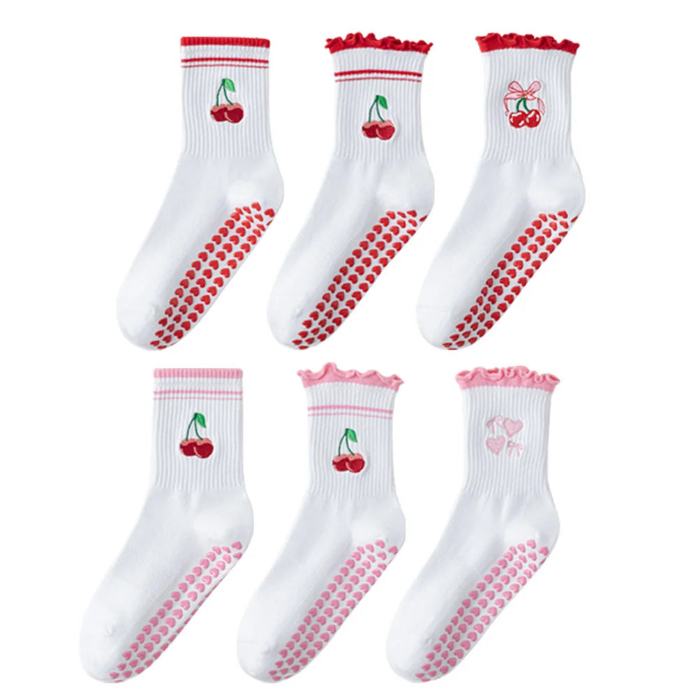 CuteCore Grip Socks – Mid-Tube Striped Yoga Socks with Hearts & Bows