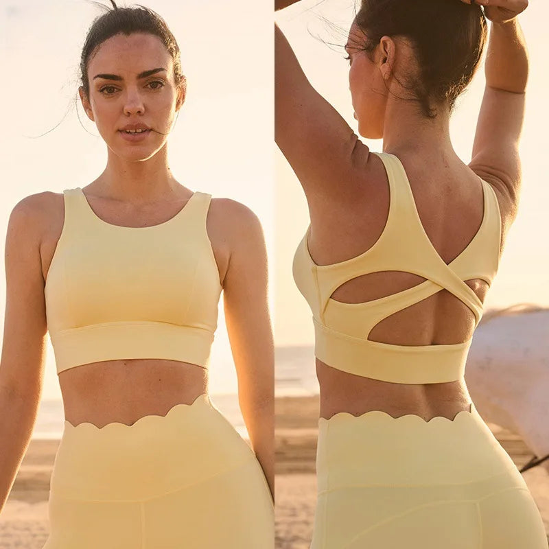 Seamless Yoga Top – Breathable Sports & Fitness Activewear