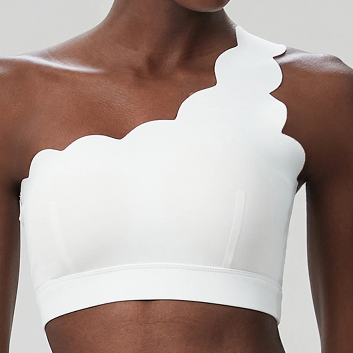 RhythmOne™ One-Shoulder Sports Bra – Seamless Elegance in Motion