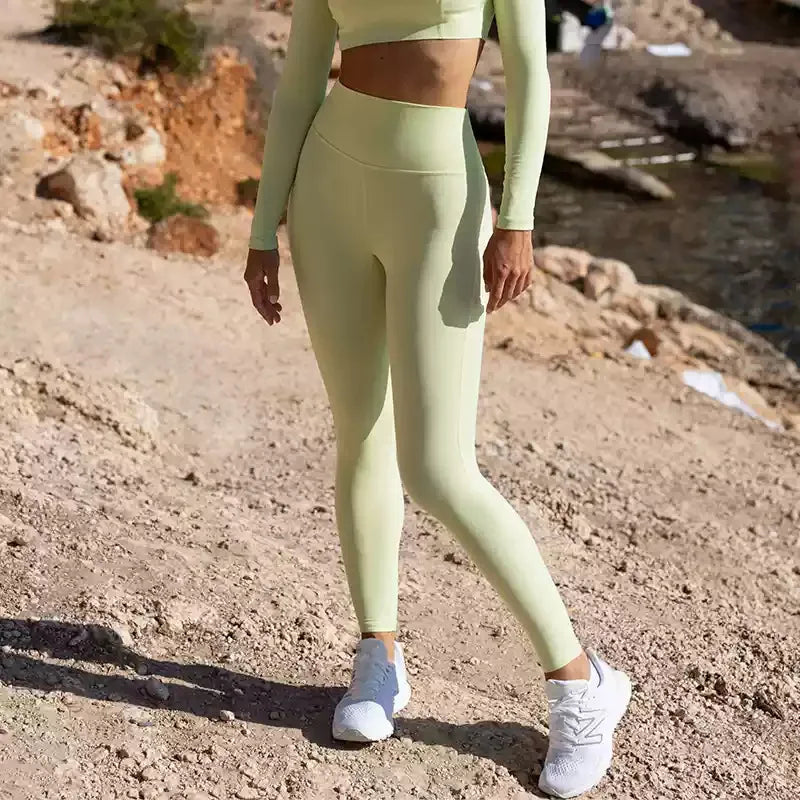 Offbeat Flow Set – One Shoulder Top + Seamless Leggings