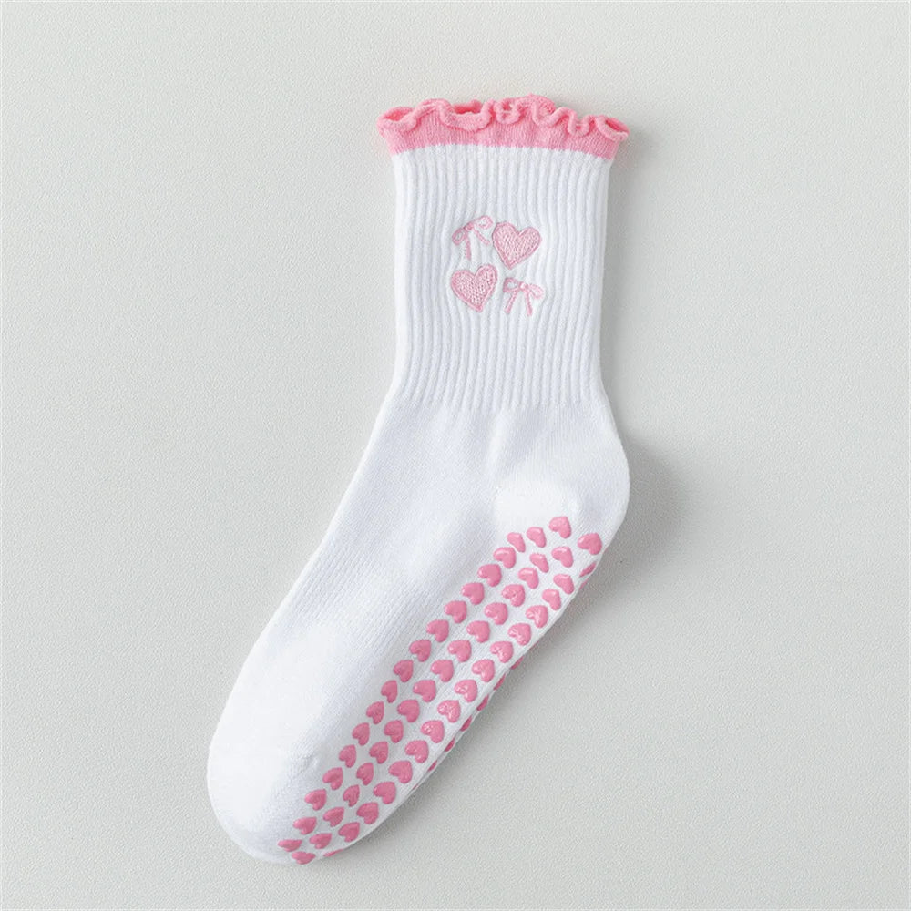 CuteCore Grip Socks – Mid-Tube Striped Yoga Socks with Hearts & Bows