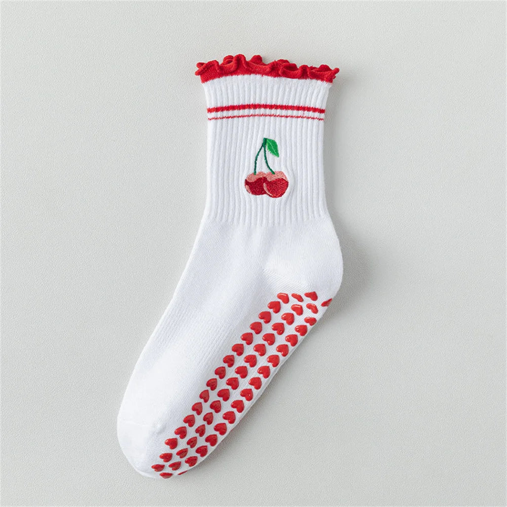 CuteCore Grip Socks – Mid-Tube Striped Yoga Socks with Hearts & Bows
