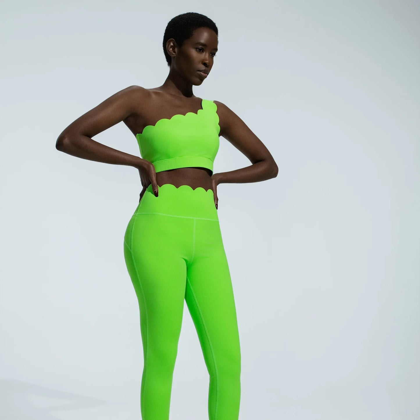 Buttery Soft Two-Piece Yoga Set – Seamless, Quick-Dry Activewear for Women