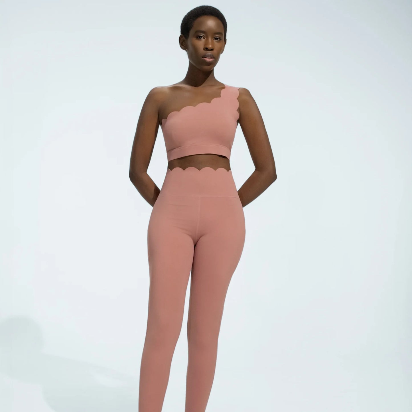 Buttery Soft Two-Piece Yoga Set – Seamless, Quick-Dry Activewear for Women