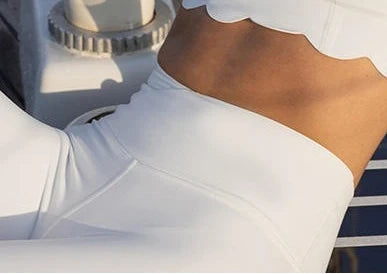 Profile Flow Set – Off-Shoulder Long Sleeve Crop Top + Leggings