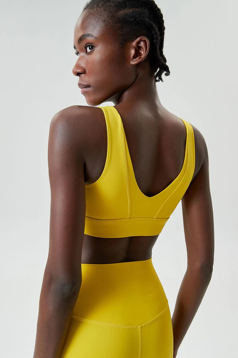 High-Impact Half-Zip Sports Bra – Sculpting Comfort & Support