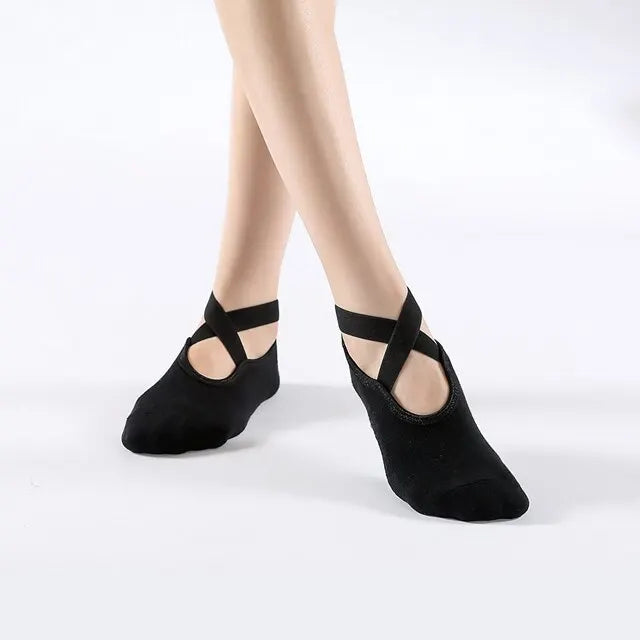 Urban Rhythm™ Grip Flow Pilates Socks – Anti-Slip Cotton Yoga Essentials