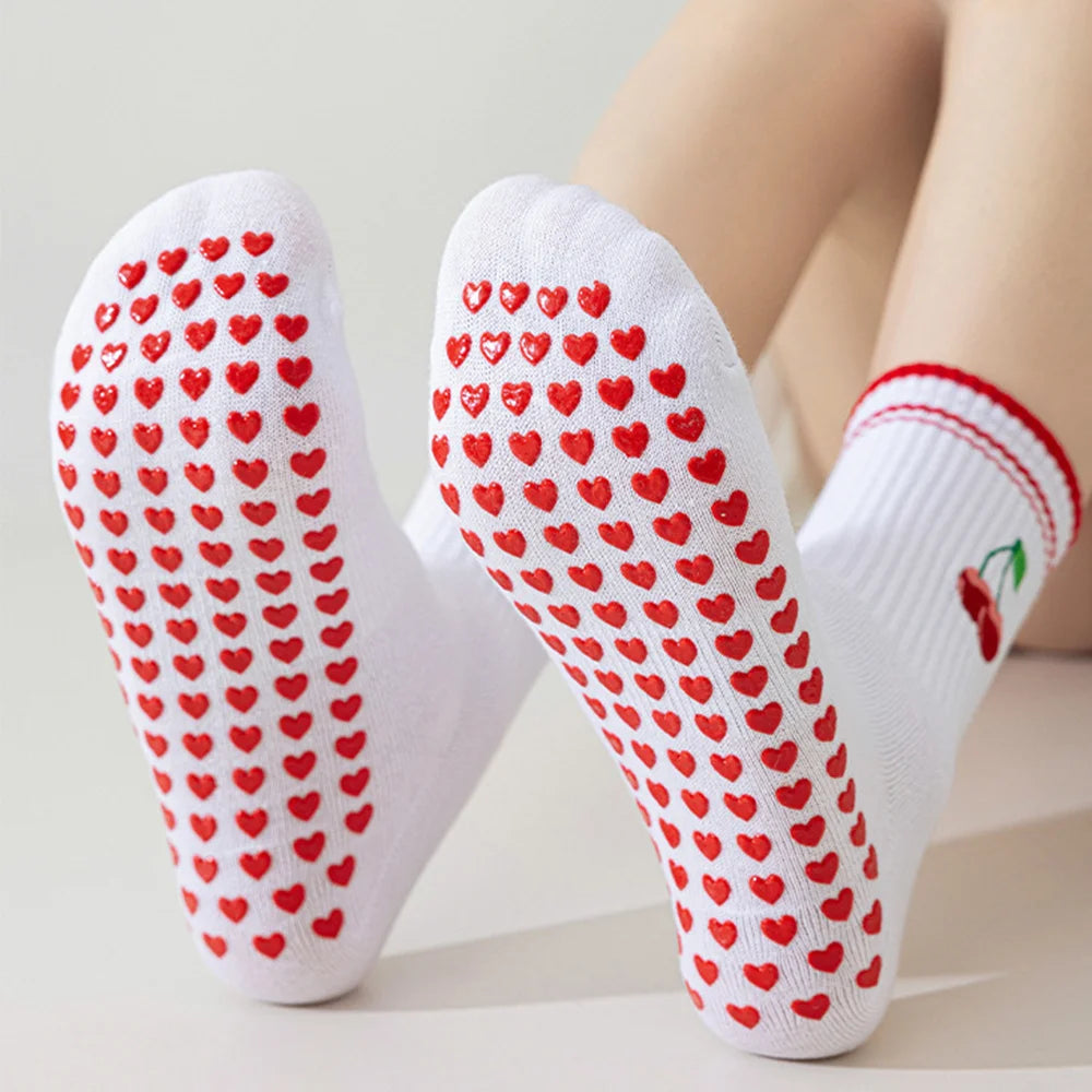 CuteCore Grip Socks – Mid-Tube Striped Yoga Socks with Hearts & Bows