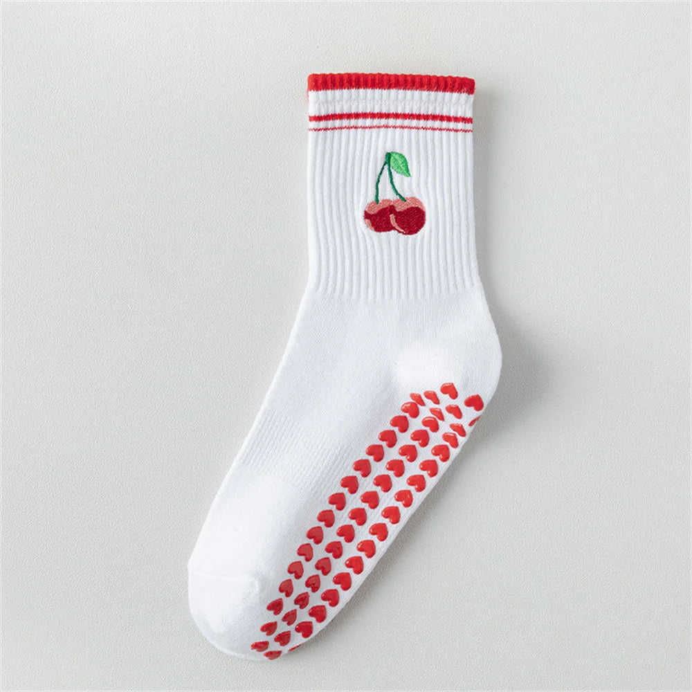 CuteCore Grip Socks – Mid-Tube Striped Yoga Socks with Hearts & Bows