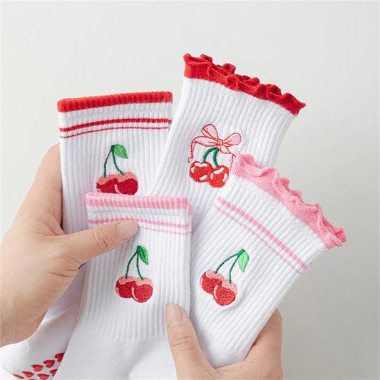 CuteCore Grip Socks – Mid-Tube Striped Yoga Socks with Hearts & Bows